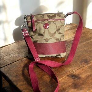 VNTG Coach stripe Stylish  Crossbody Bag